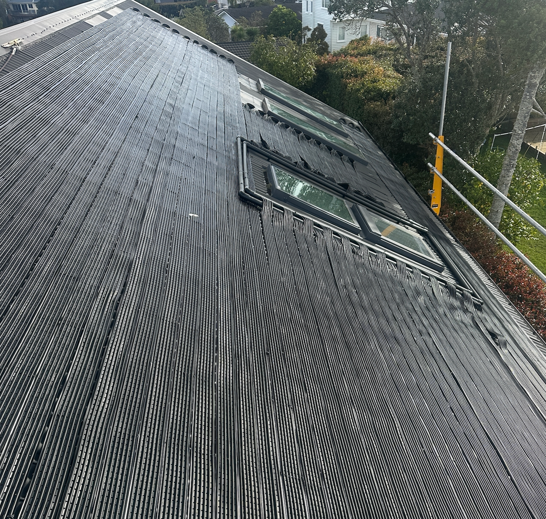Pool solar heating and how it works in an energy crisis. Help reduce your carbon footprint