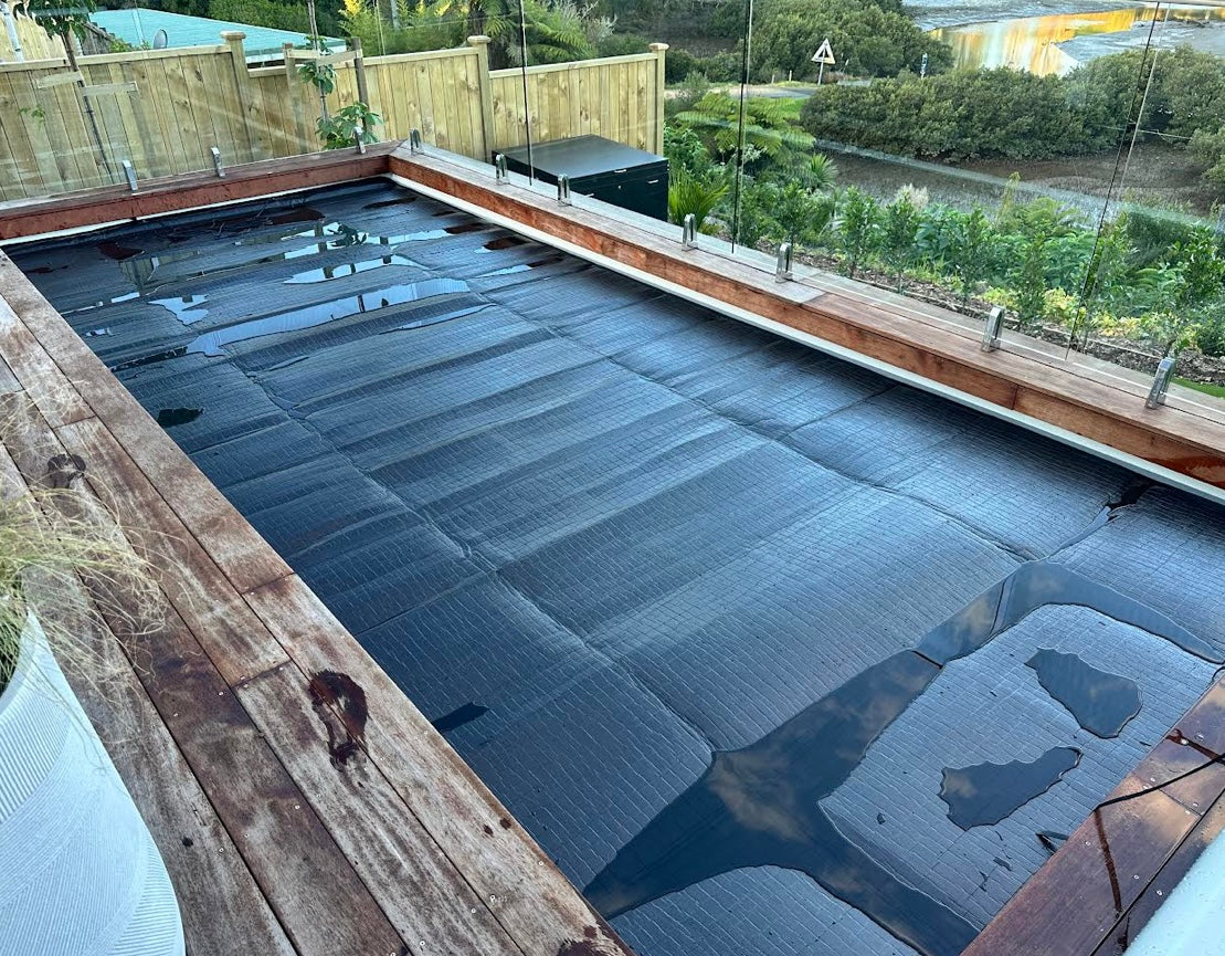 Black Heat Guard Thermal Blanket | Pool Covers