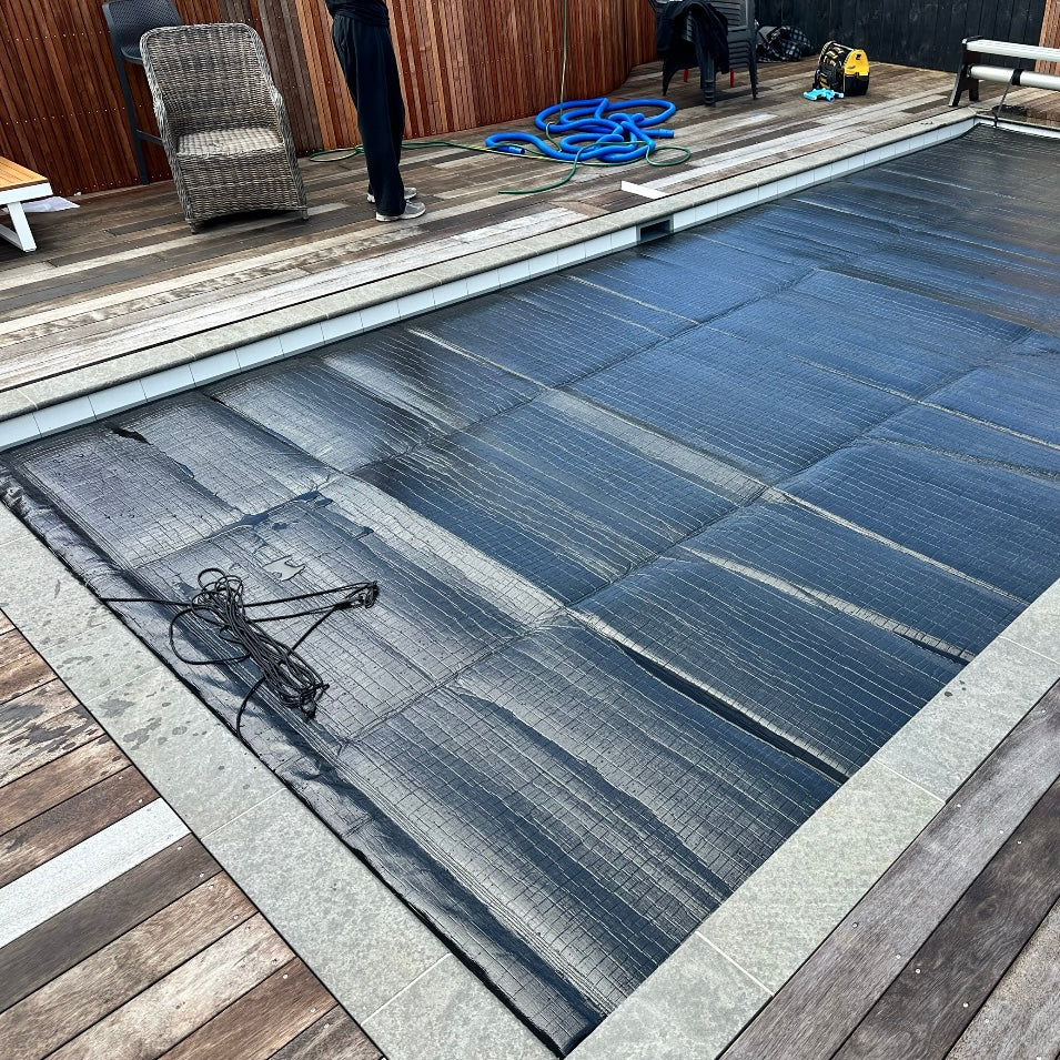 Black Heat Guard Thermal Blanket | Pool Covers