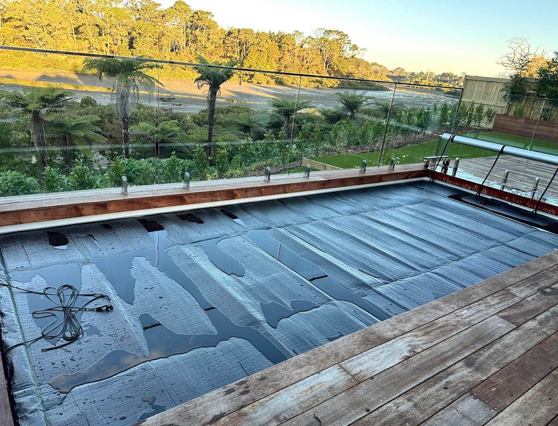 Black Heat Guard Thermal Blanket | Pool Covers