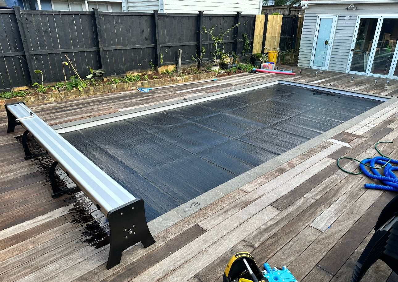 Black Heat Guard Thermal Blanket | Pool Covers