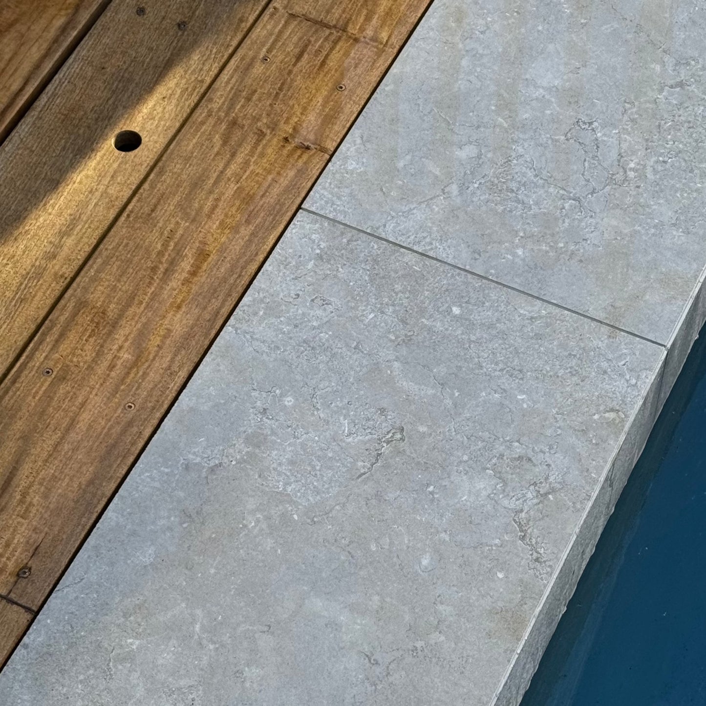 PSH Eco-Vanishing Hinge + Manual Roller