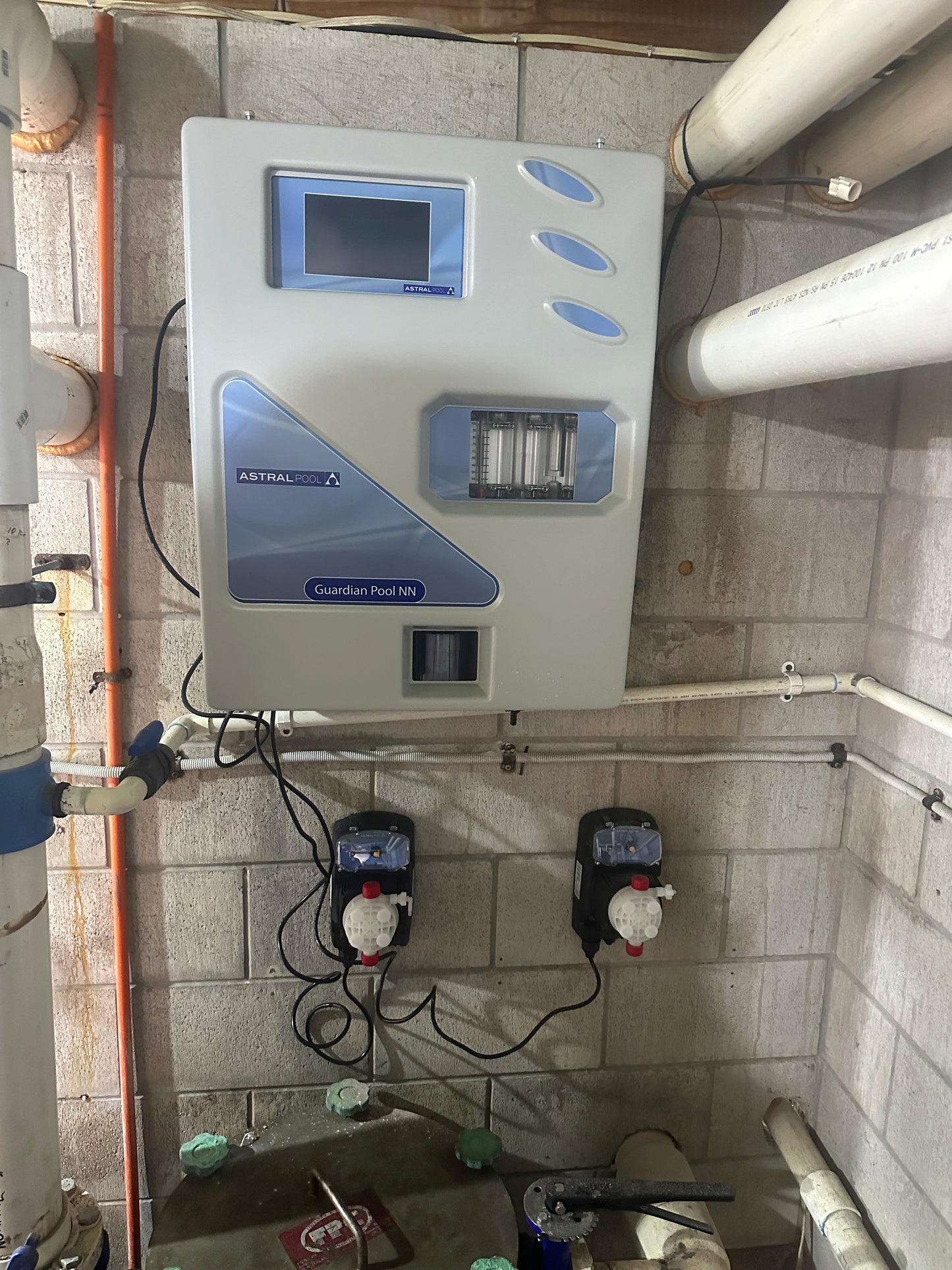 Guardian Pool NN #4 72702 #6 72705commercial automated chlorinator machine