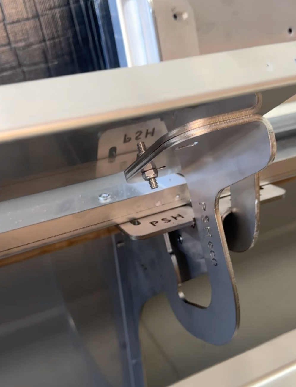 Eco-Vanishing Tile Lid Cavity Storage - Under Ground, Full 316 Stainless steel