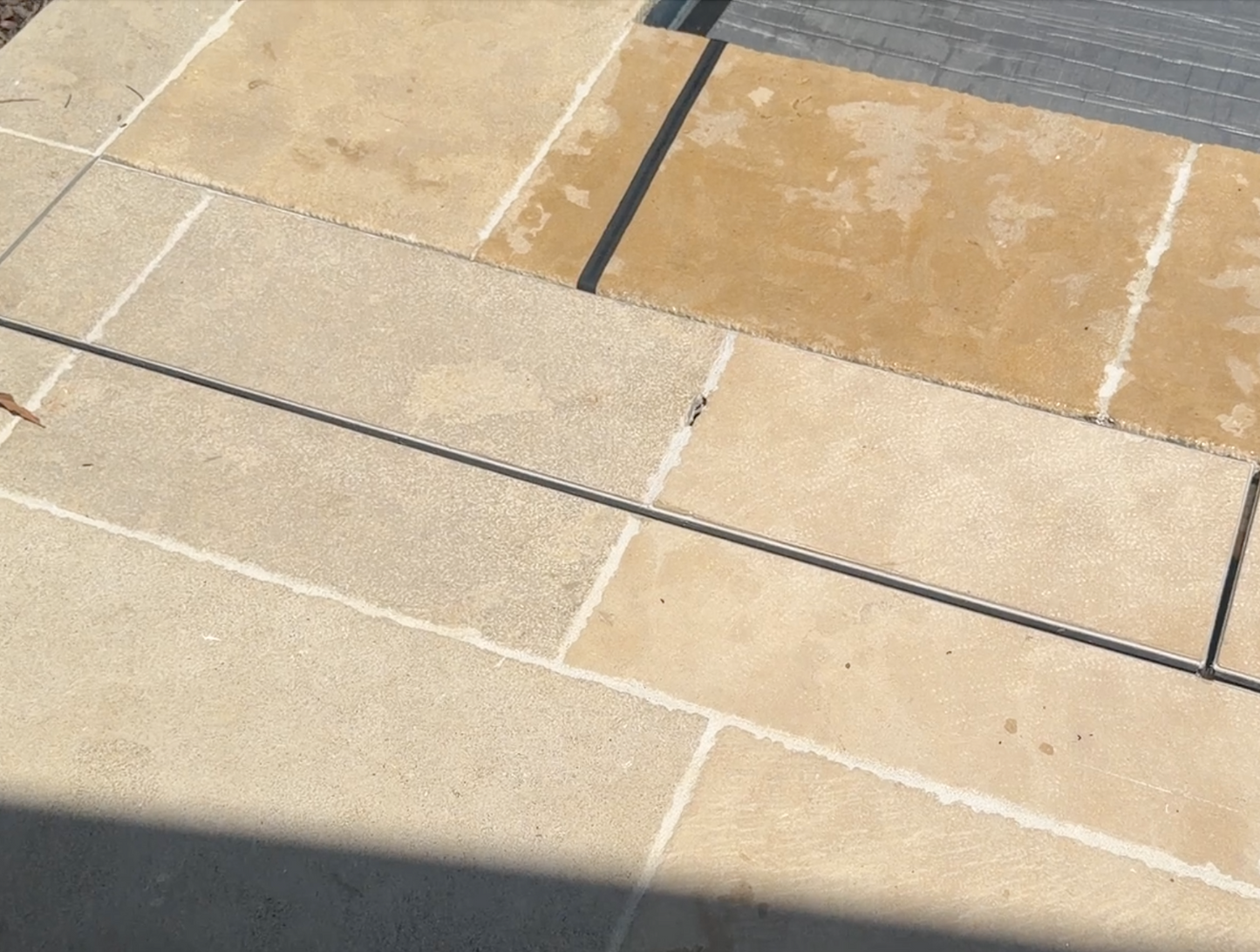 Eco-Vanishing Cavity Storage - Tiles lid, Under Ground, 316 Stainless steel and aluminium blend units