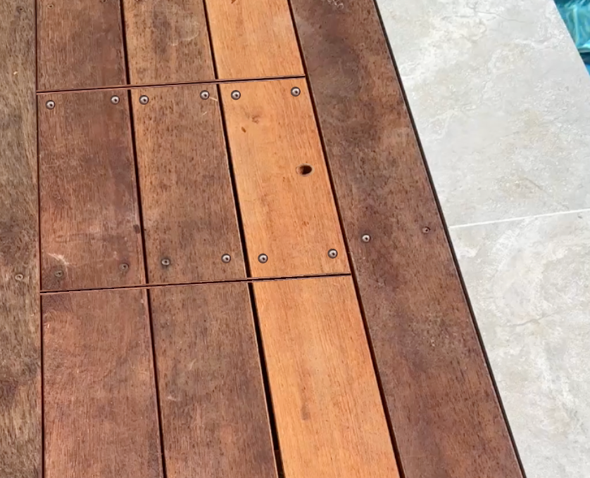 Eco Vanishing - Timber Skimmer Lid Hinge